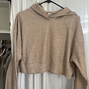 ALO crop hoodie